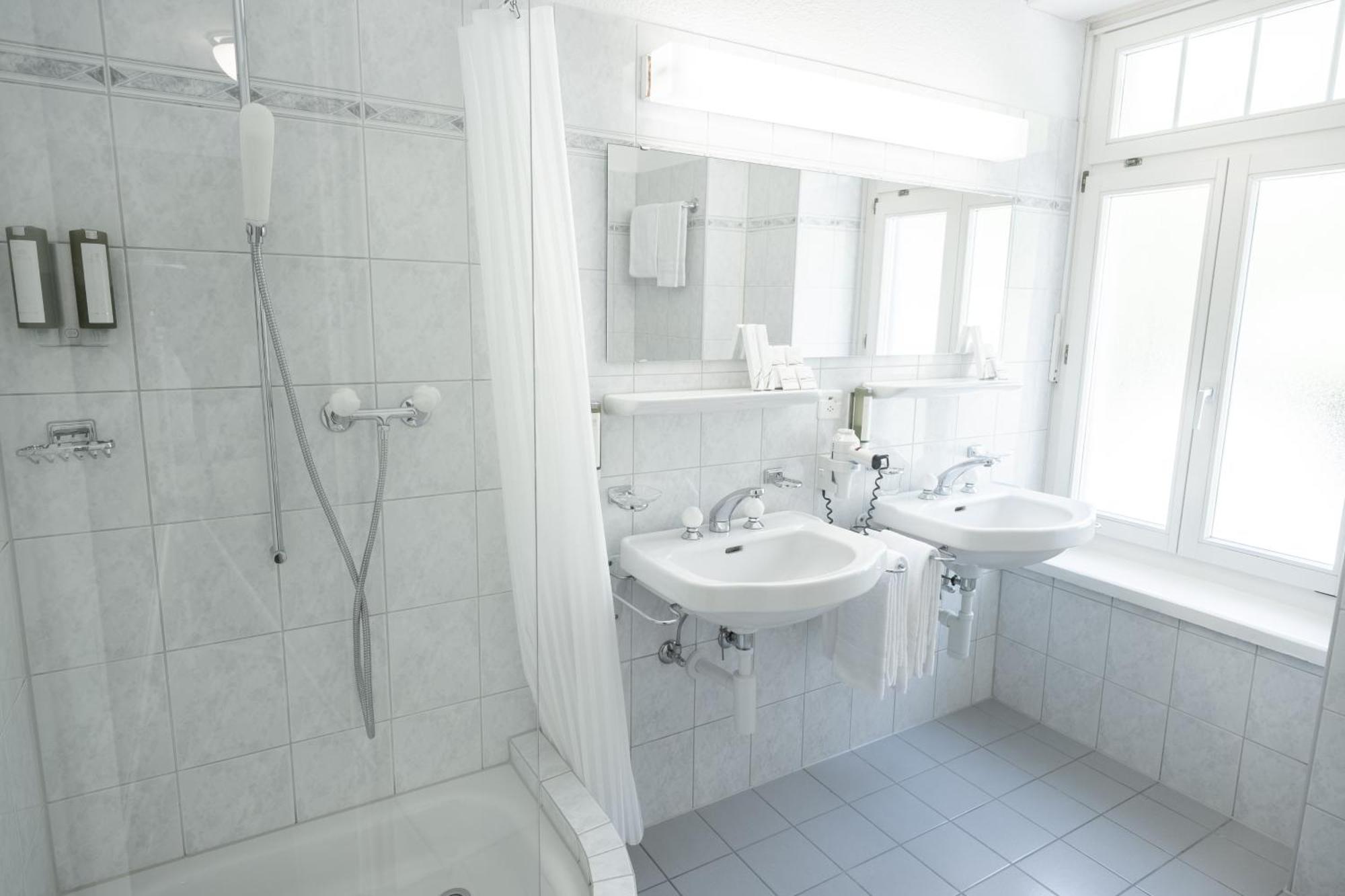 Hotel Royal Luzern Ruang foto